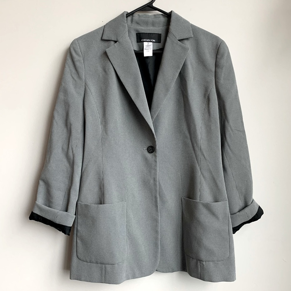 SOLD ON DEPOP - Jones New York Houndstooth One-Button Blazer - Picture 1 of 6